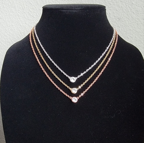 Nwot Liv Oliver Tri Color Multi Layer Necklace - Picture 3 of 7